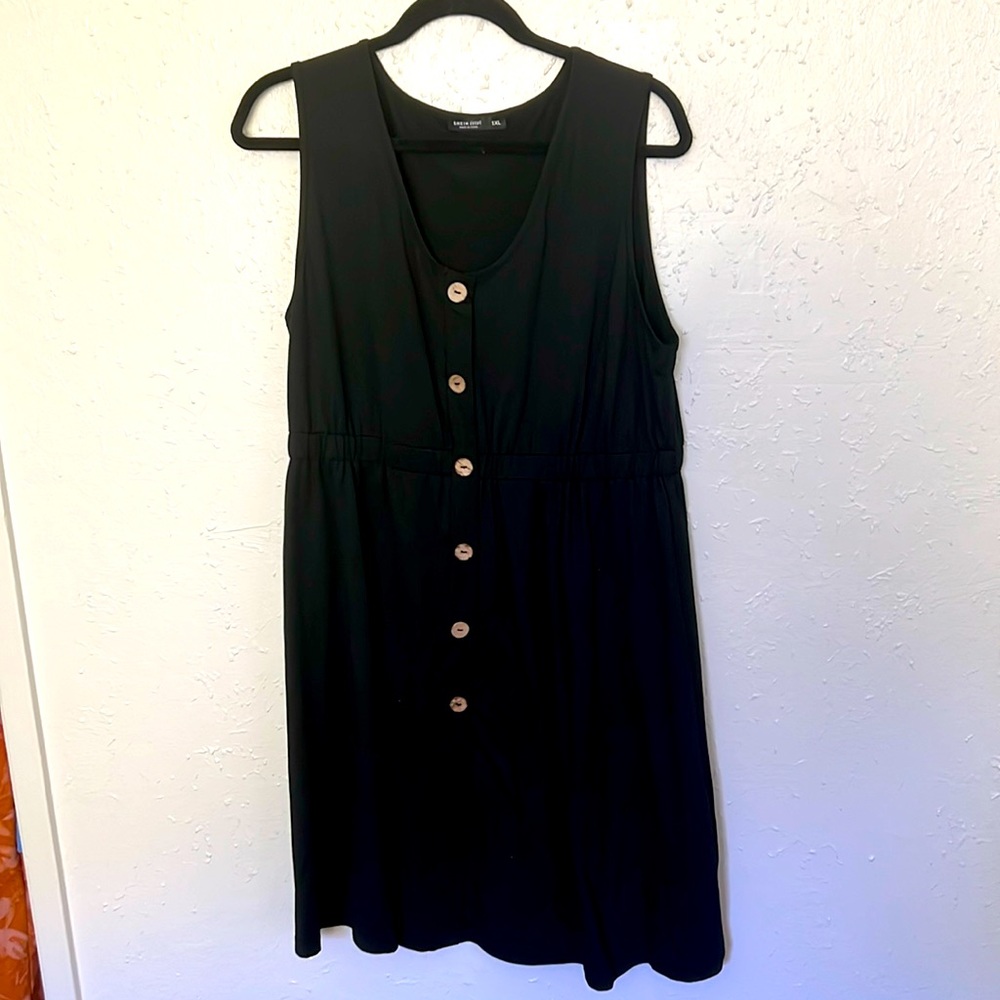 Shein curve black dress